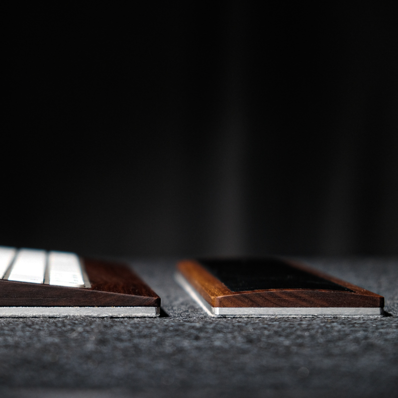 Woody Cowhide Palm Rest for Me - Keyboard Gaming Black review and price